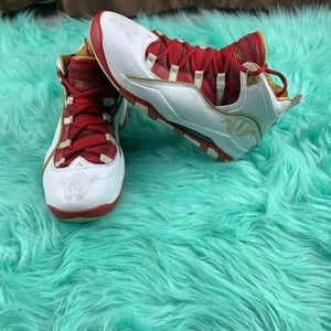 Men’s 8.5 Jordan’s, New Pictures added!!!